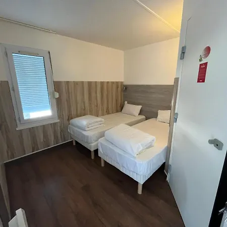 Hotel Fasthotel La Roche-sur-yon 2*