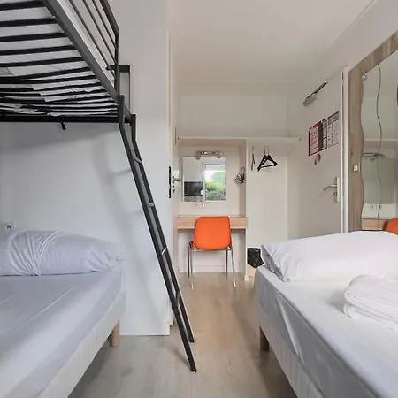 Hotel Fasthotel La Roche-sur-yon 2*